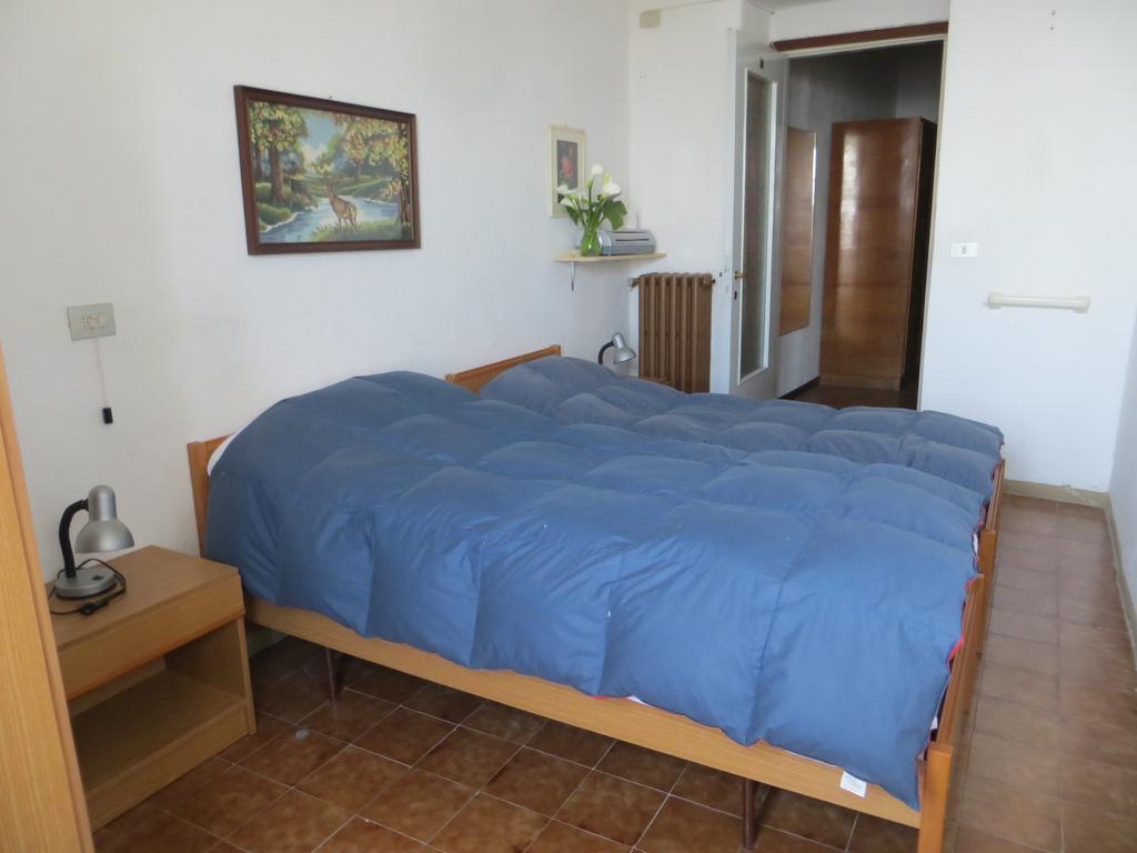 Zweibettzimmer mit Gemeinschaftsbad
